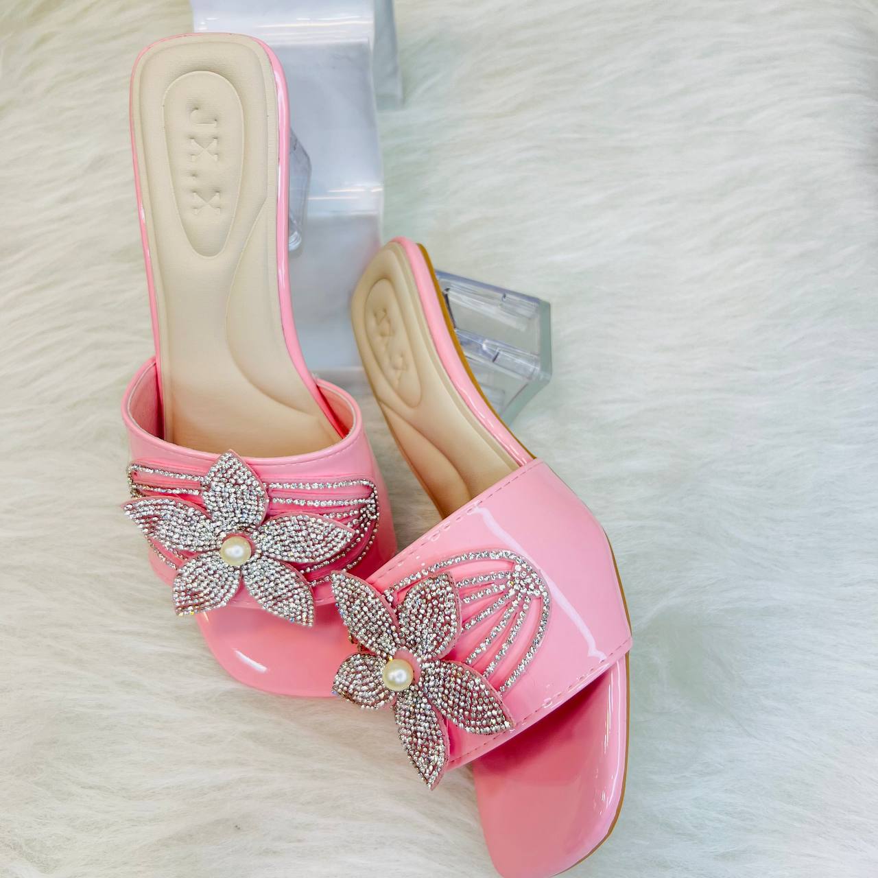 صندل پاشنه بلند