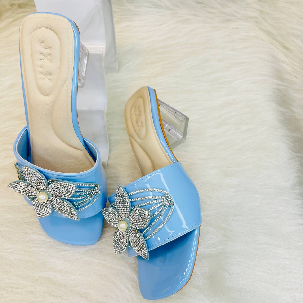 صندل پاشنه بلند